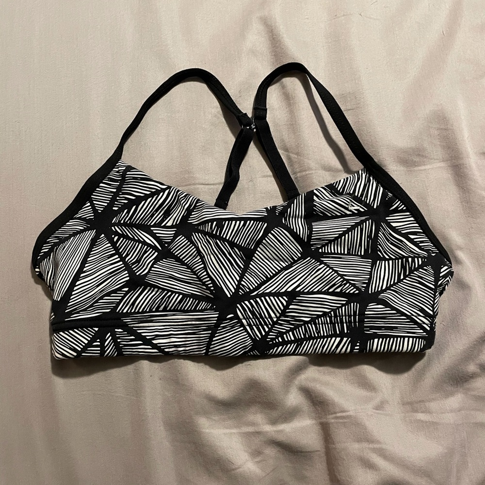 Black and white Lorna Jane Sports Bra